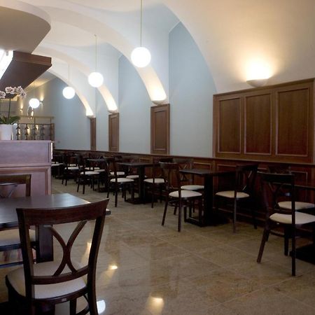 Hostel U Zlateho Kohouta Kroměříž Dış mekan fotoğraf
