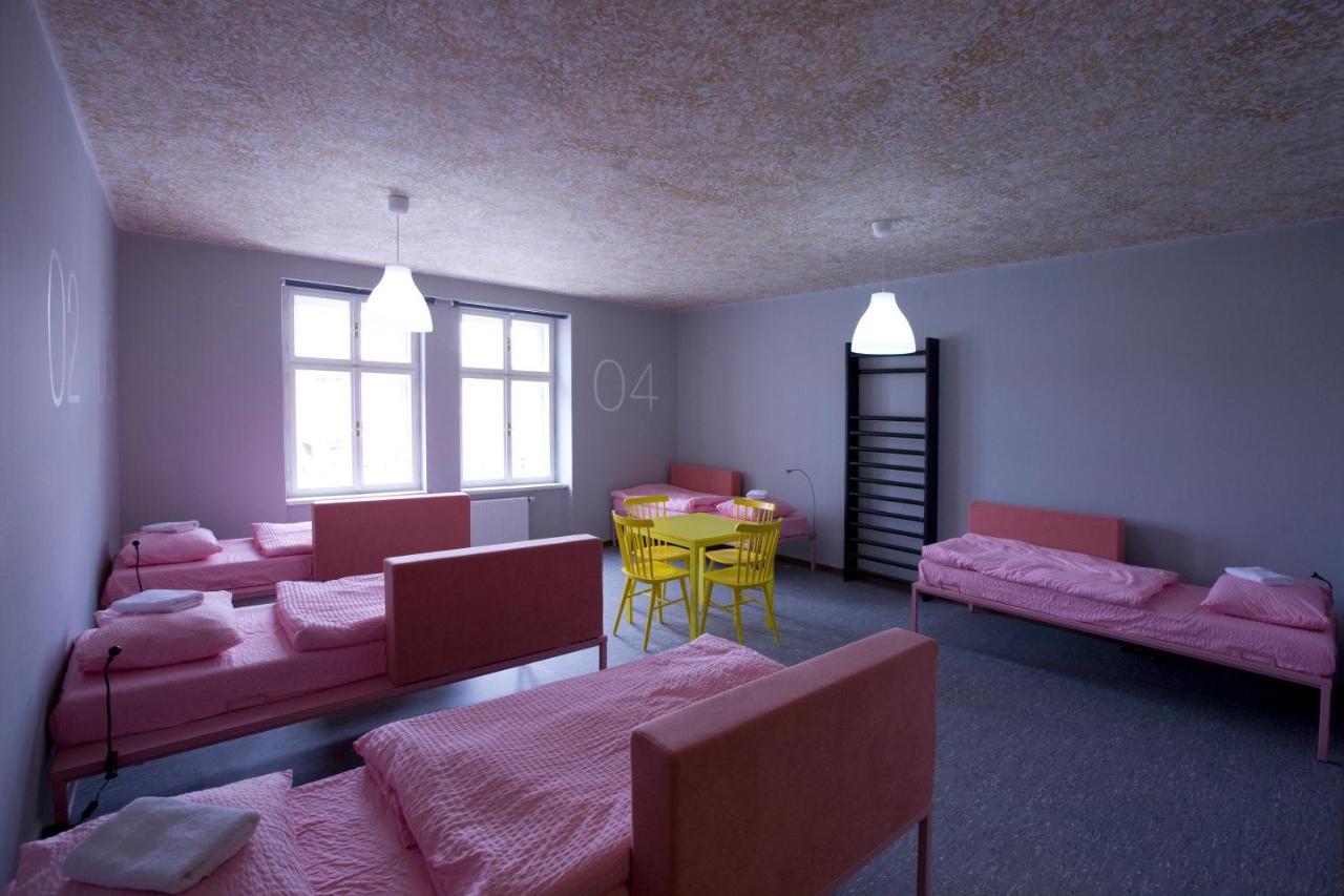 Hostel U Zlateho Kohouta Kroměříž Dış mekan fotoğraf